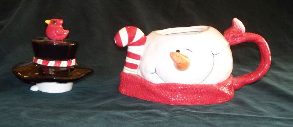 Bella Casa by Ganz Snowman Tea pot at the Buster House Tea  
Room